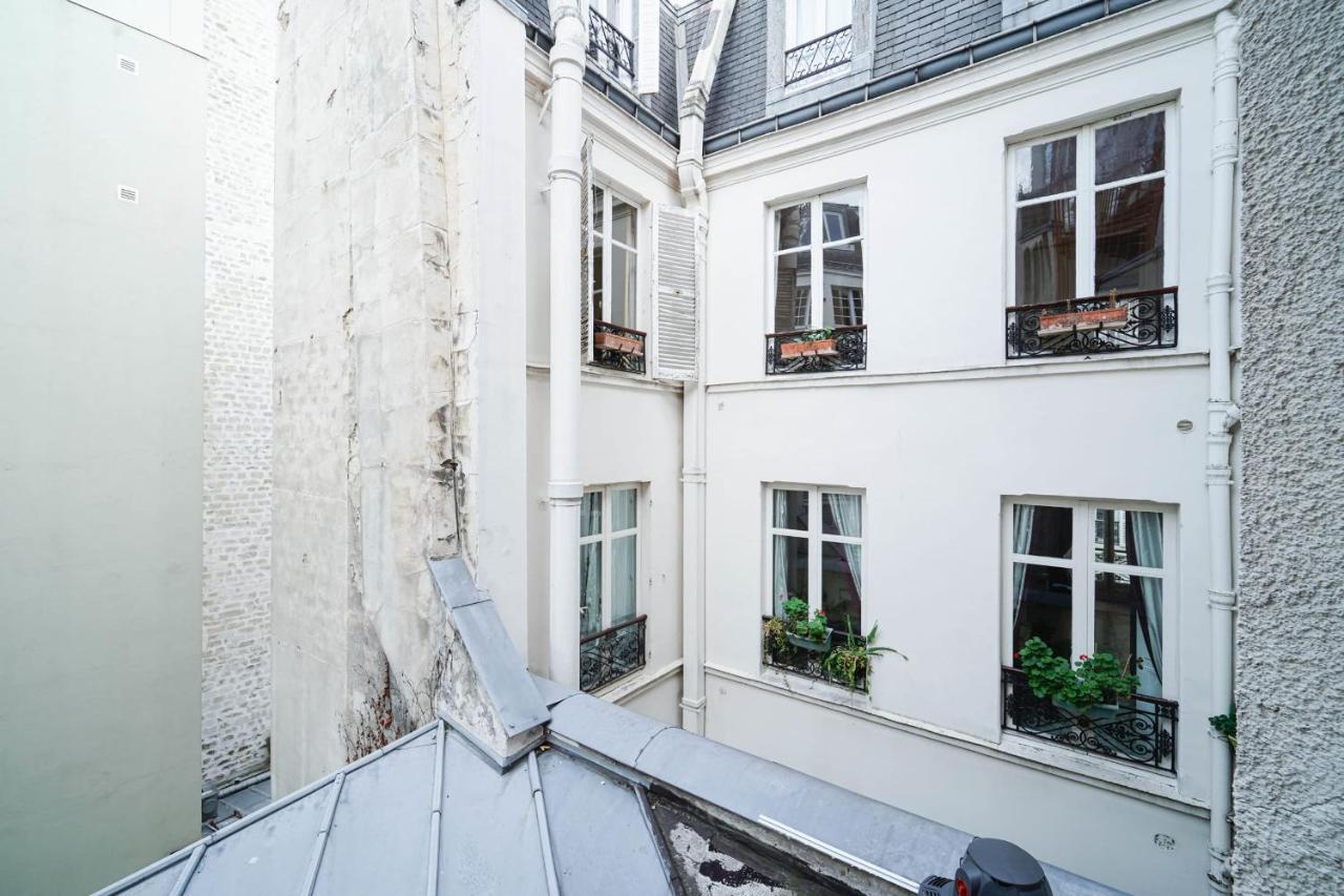 Quartier Montmartresaint Lazarelafayette * Parijs