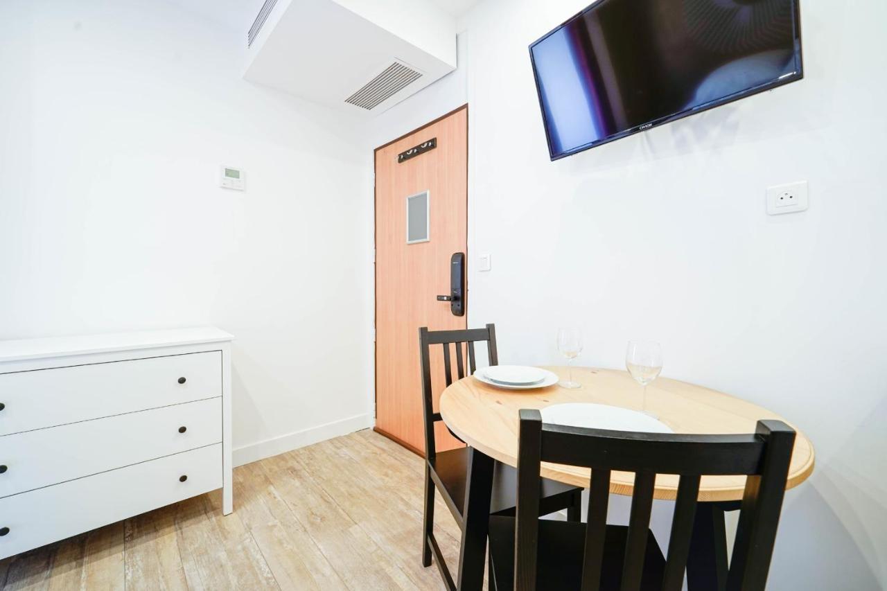 Quartier Montmartresaint Lazarelafayette Parijs